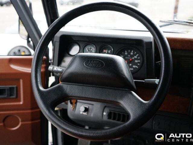 1987 Land Rover Defender