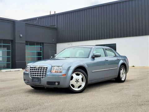 2006 Chrysler 300 for sale at Barrington Auto Specialists in Barrington IL