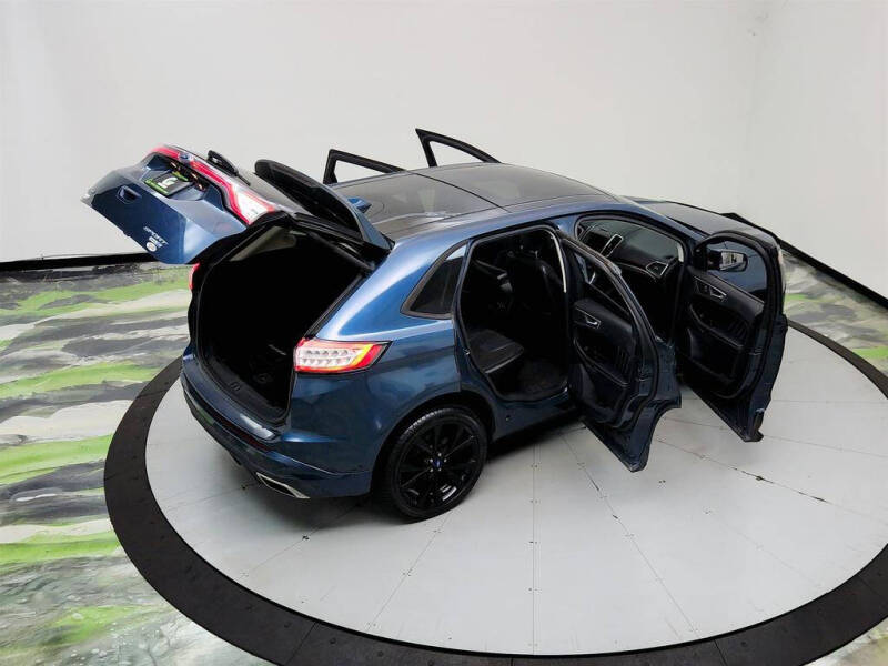 2016 Ford Edge Sport