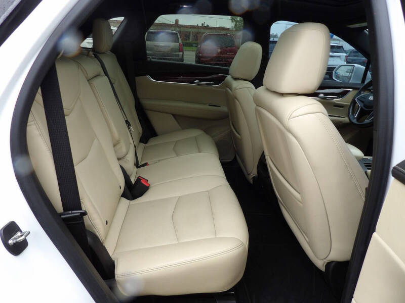 2017 Cadillac XT5 Luxury