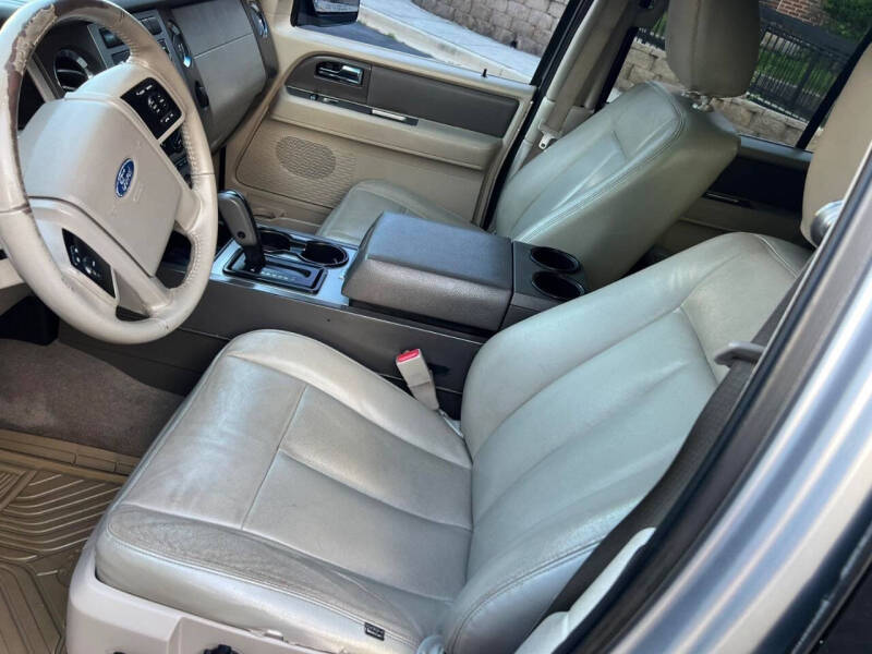 2012 Ford Expedition EL XLT