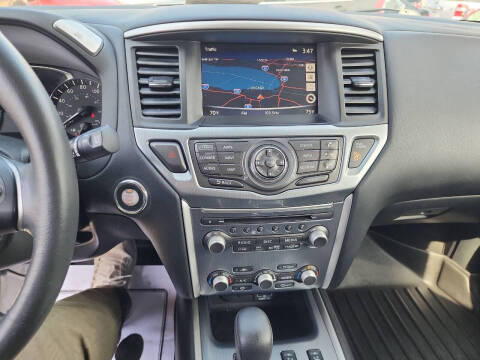 2018 Nissan Pathfinder SL