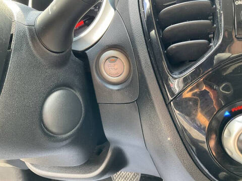 2016 Nissan JUKE SV