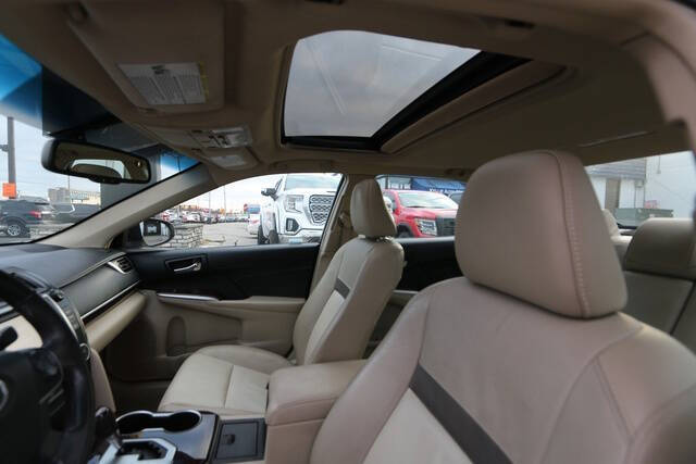 2014 Toyota Camry XLE V6