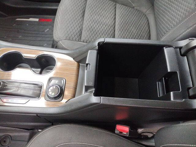 2017 GMC Acadia SLE-2