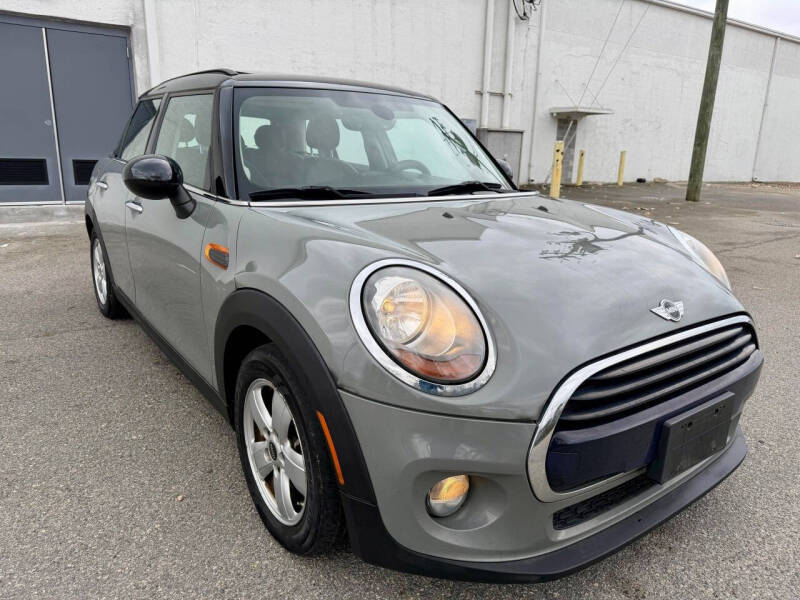 2016 MINI Hardtop 4 Door Cooper