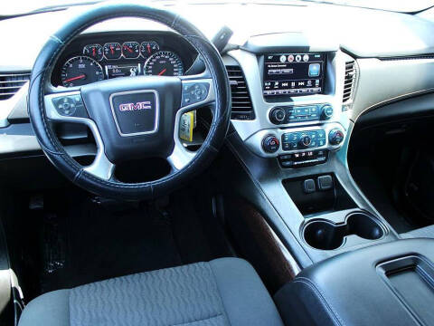 2017 GMC Yukon XL SLE