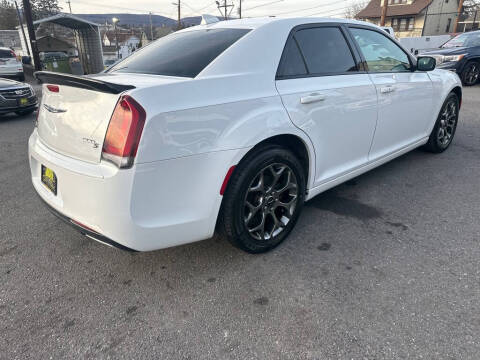 2017 Chrysler 300 S