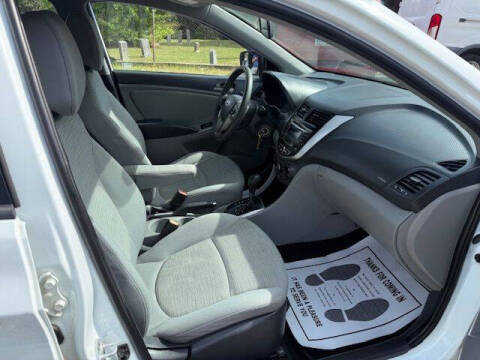 2015 Hyundai Accent GS