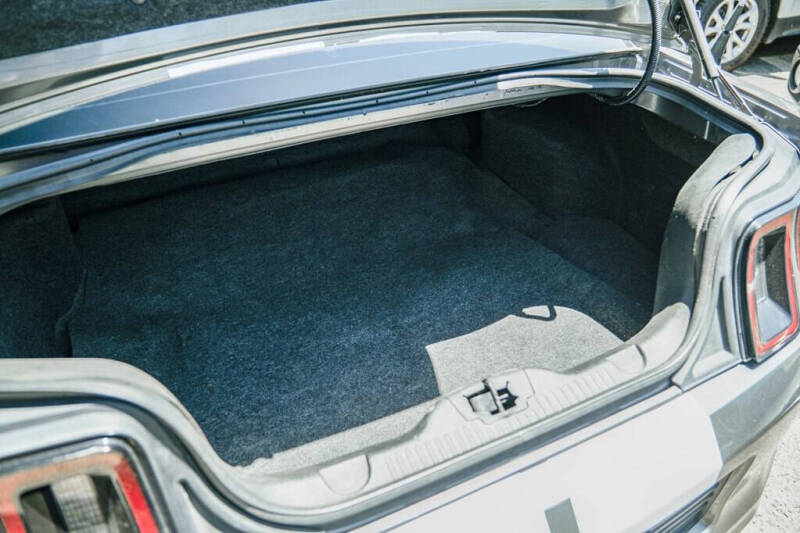 2014 Ford Mustang V6