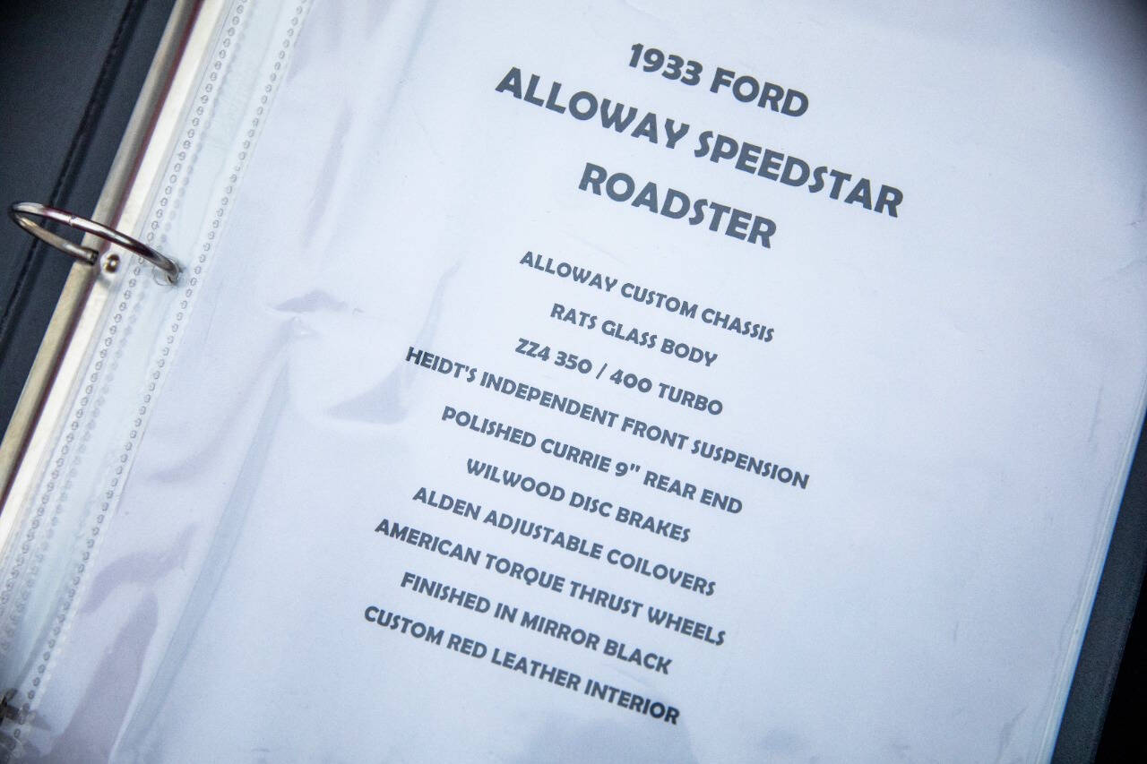 1933 Ford Model 40 99