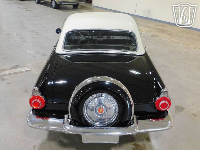 1956 Ford Thunderbird