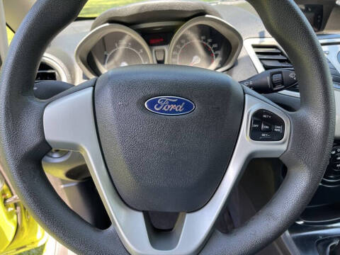 2011 Ford Fiesta SE