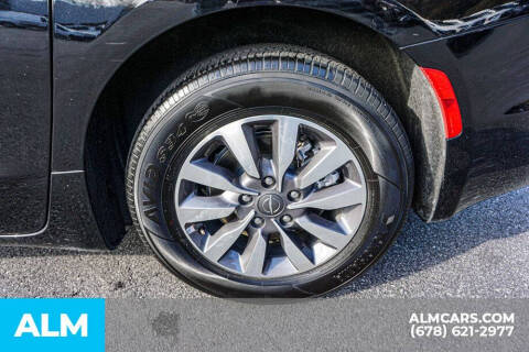 2024 Chrysler Pacifica Plug-In Hybrid Select