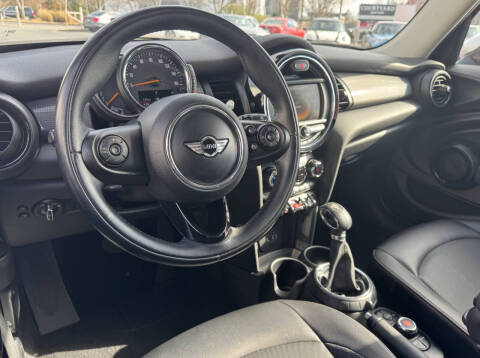 2016 MINI Hardtop 4 Door Cooper