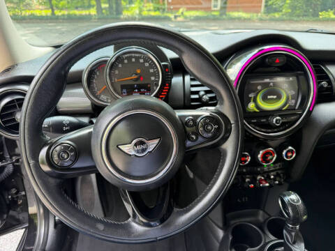 2017 MINI Hardtop 2 Door Cooper