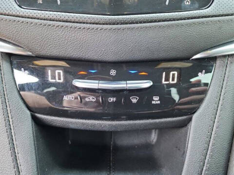 2023 Cadillac XT6 Luxury