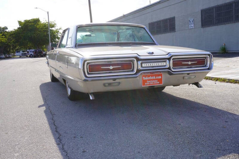 1964 Ford Thunderbird