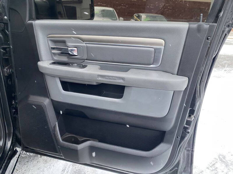 2017 RAM 1500 Big Horn