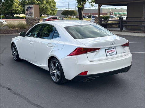 2017 Lexus IS 200t
