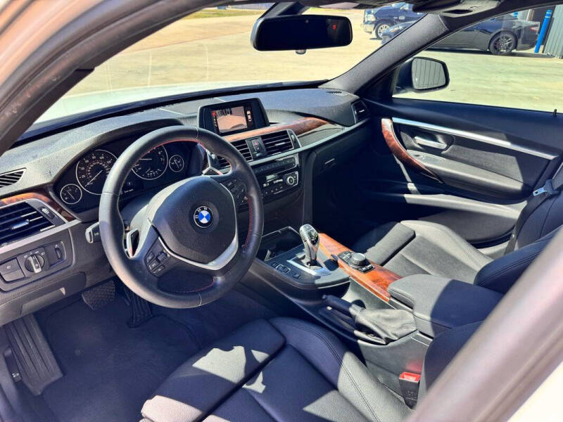 2017 BMW 3 Series 330i xDrive