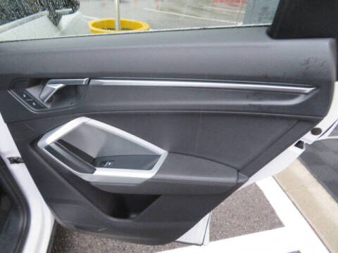 2021 Audi Q3 quattro Premium 40 TFSI