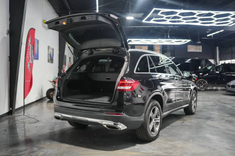 2017 Mercedes-Benz GLC GLC 300 4MATIC
