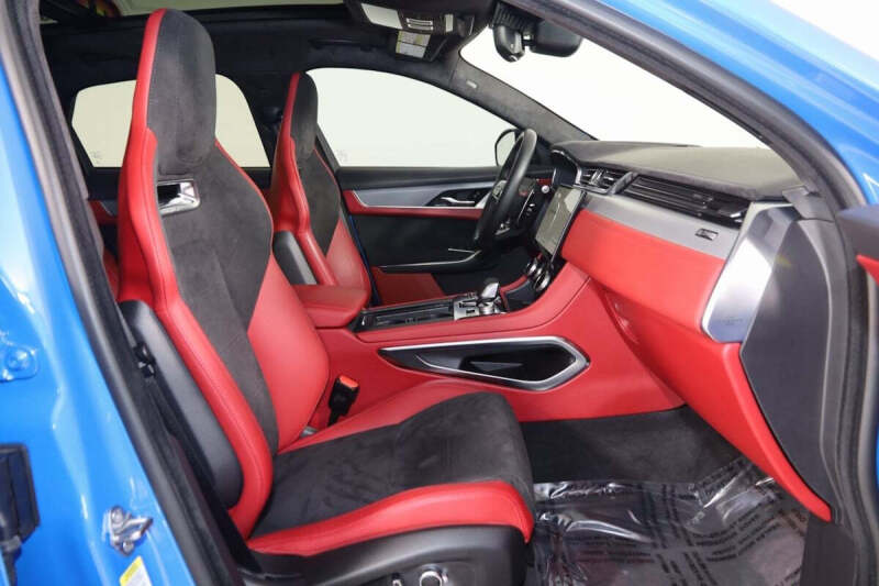 2024 Jaguar F-PACE SVR