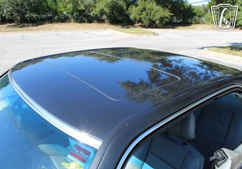 1988 Mercedes-Benz 560-Class 560 SEC