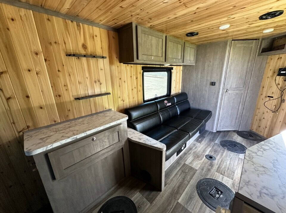 2021 NELSON IMPERIAL ICE CASTLE  ELITE RV for sale at Sales Ramp LLC in Elk River, MN