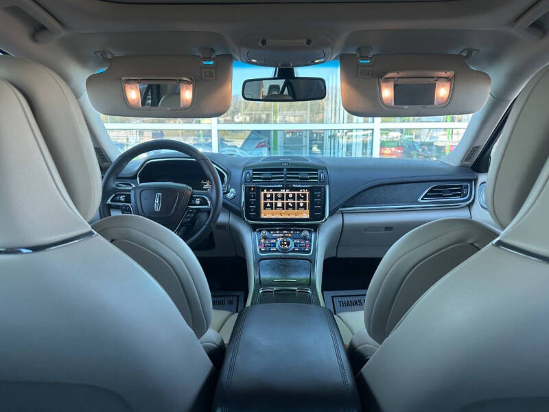 2017 Lincoln Continental Reserve