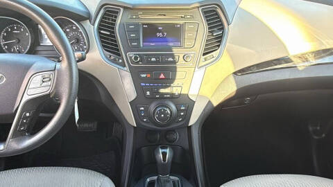 2017 Hyundai Santa Fe Sport 2.4L