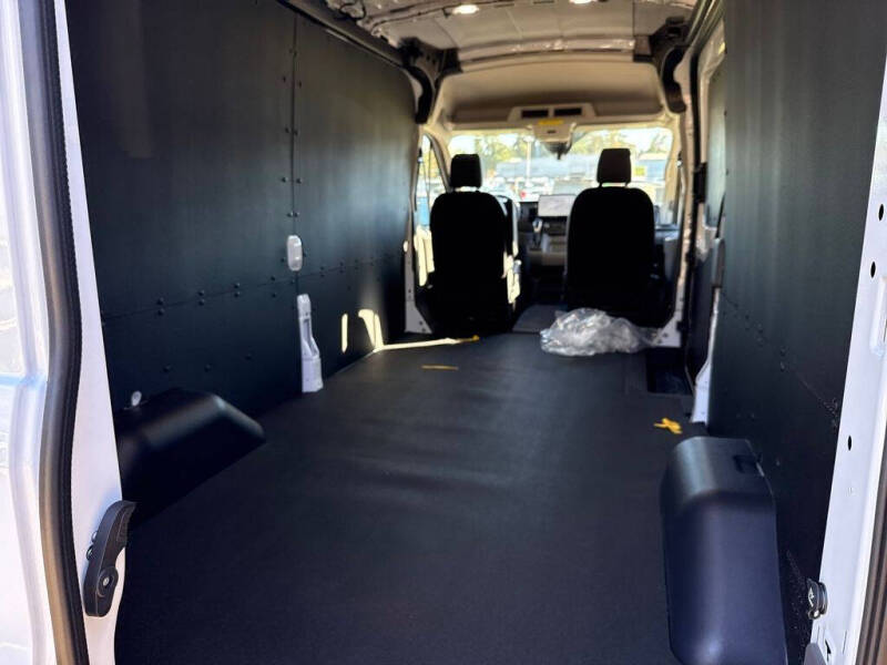 2026 Ford Transit 250