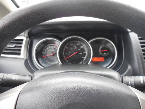 2011 Nissan Versa 1.8 S