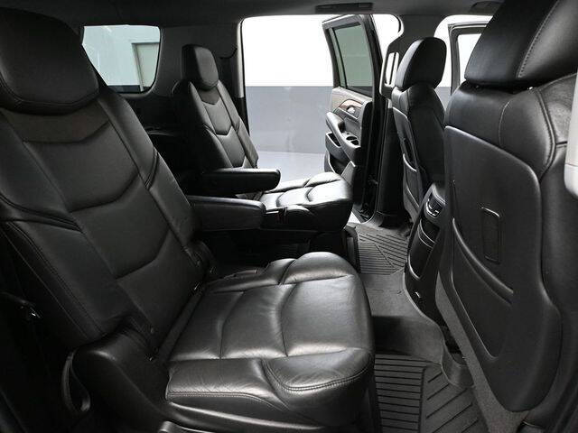 2019 Cadillac Escalade ESV Luxury