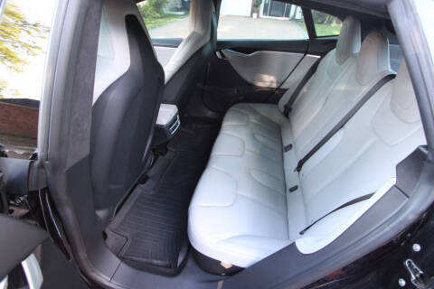 2016 Tesla Model S P90D