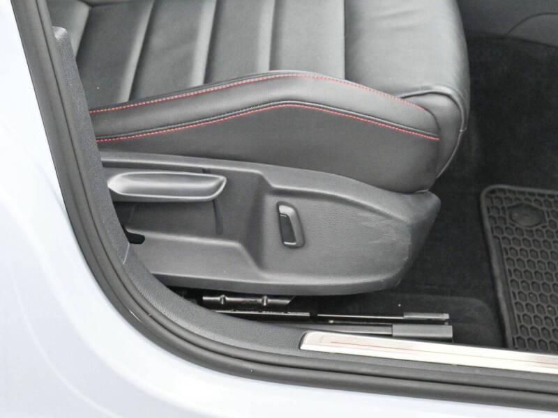 2021 Volkswagen Golf GTI Autobahn