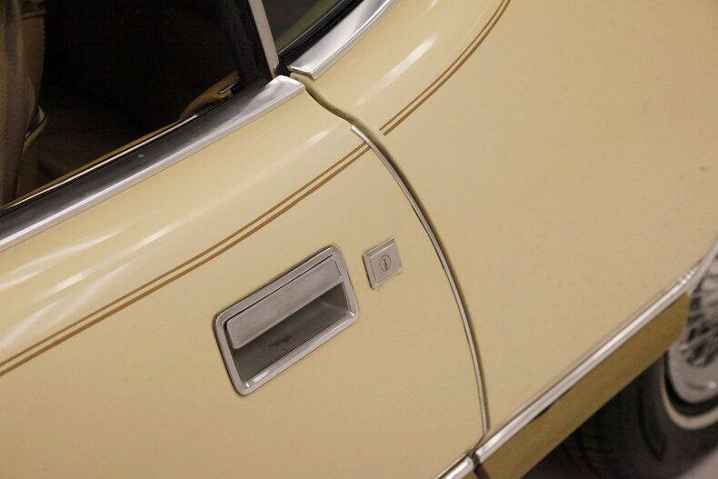 1976 Ford Thunderbird