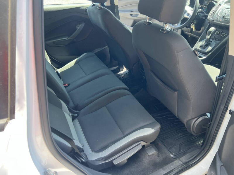 2016 Ford Escape S