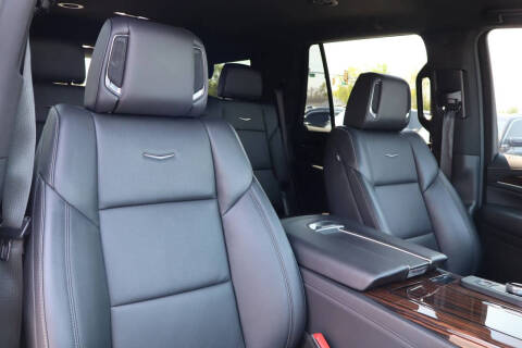 2023 Cadillac Escalade Luxury