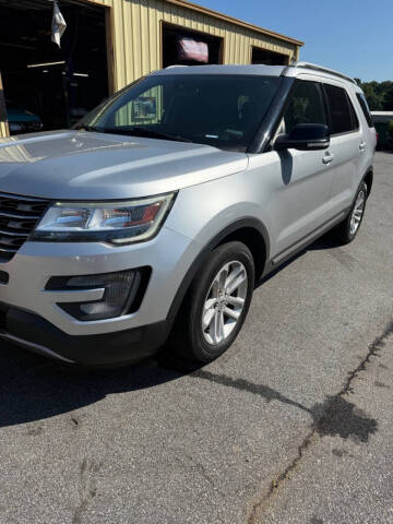 2017 Ford Explorer XLT
