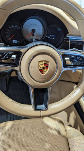 2015 Porsche Macan S