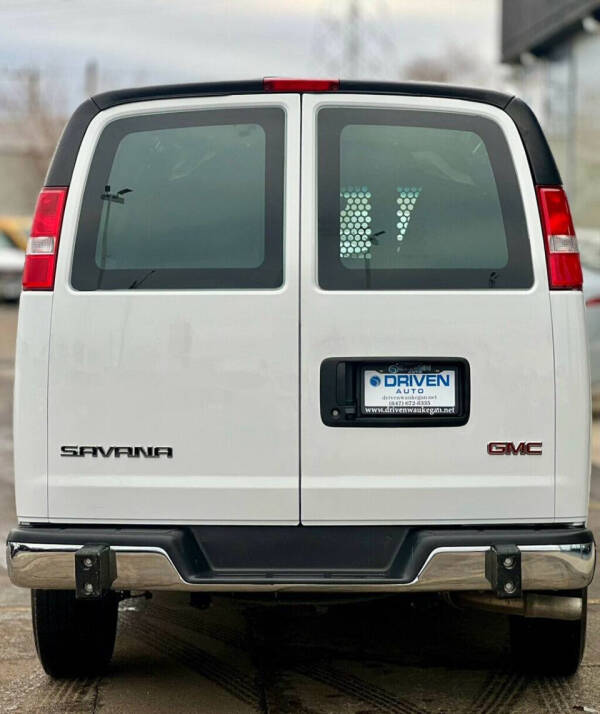 2024 GMC Savana 2500
