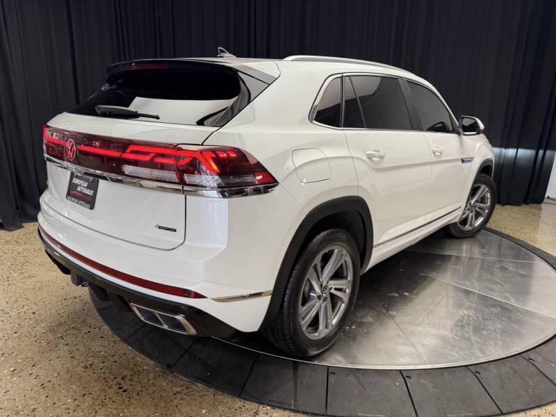 2024 Volkswagen Atlas Cross Sport SEL R-Line 4Motion