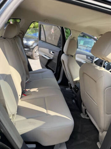 2013 Ford Edge SE