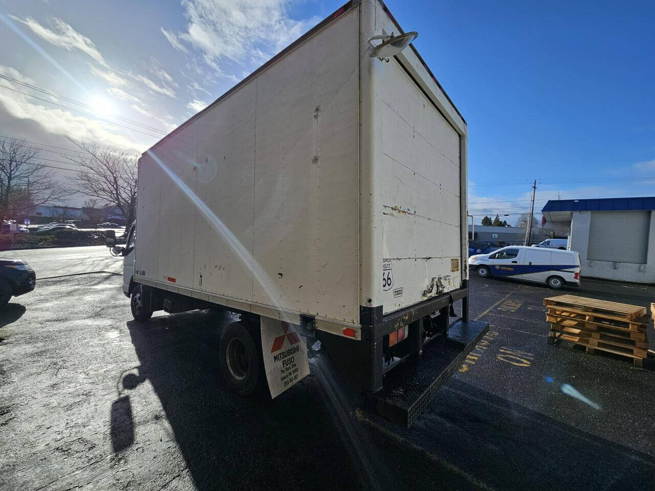 2006 Mitsubishi Fuso FE84D for sale at WESTERN SKY MOTORS in Portland, OR