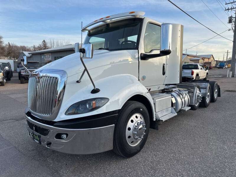 2021 International RH613