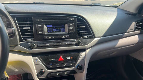 2017 Hyundai Elantra