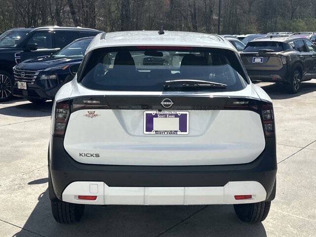 2026 Nissan Kicks S