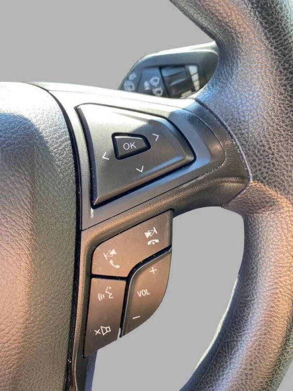 2021 Ford Edge SE